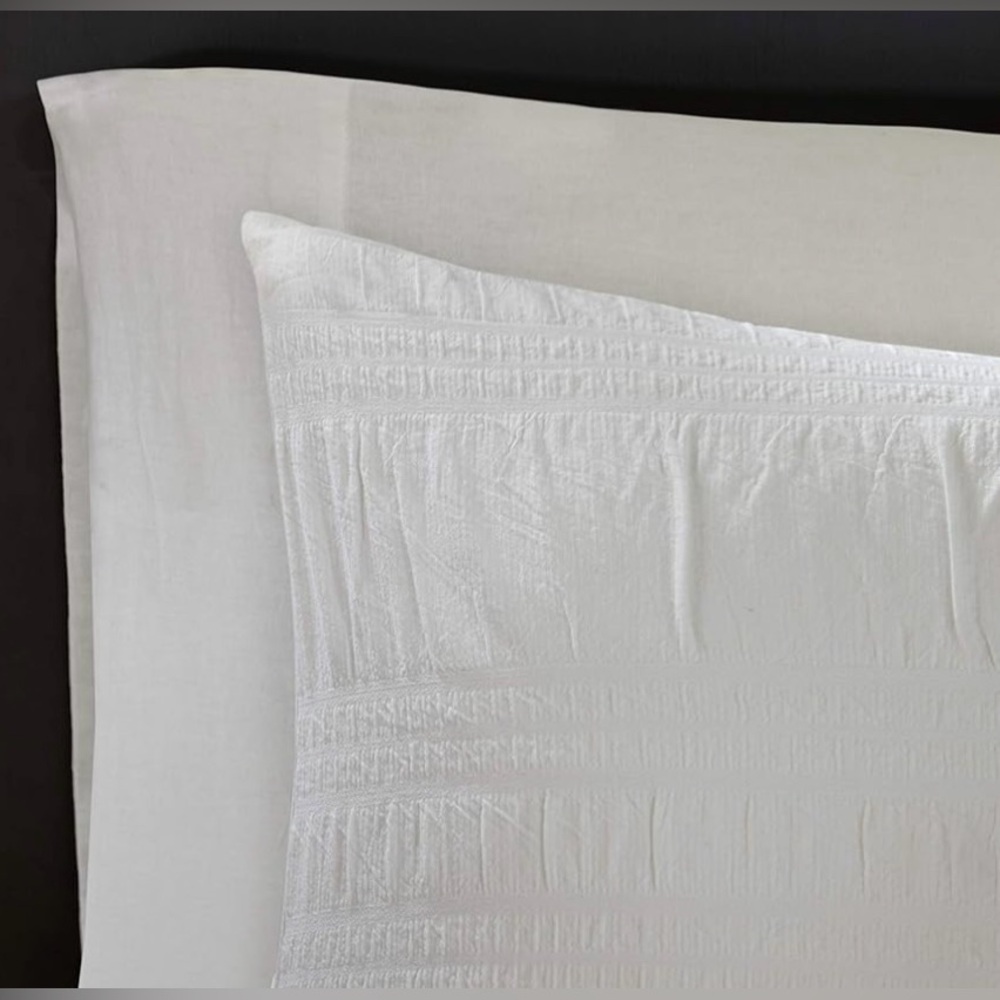 Madison Park Kate White Cotton Seersucker Duvet Cover Set King - Picture 5 of 8
